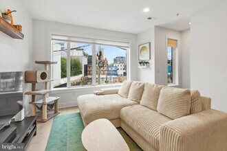 662 Glick Ct NW in Washington, DC - Building Photo - Building Photo