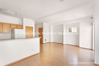 3715 NE Grand Ave in Portland, OR - Building Photo - Building Photo