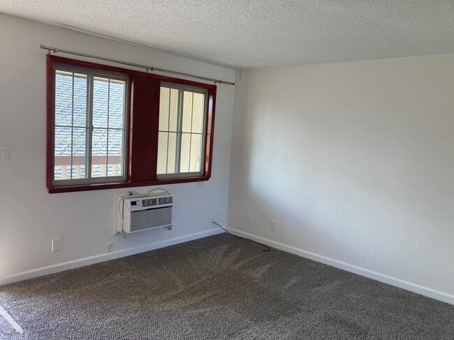 409 S 10th Avenue, Unit 409 S 10th Avenue 06 in Yakima, WA - Building Photo - Building Photo