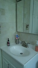 123 Salamanca Ave in Coral Gables, FL - Building Photo - Building Photo