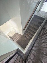 16 Toledo Ct in Davie, FL - Building Photo - Building Photo
