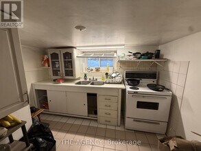 43 Indian Rd Crescent in Toronto, ON - Building Photo - Building Photo