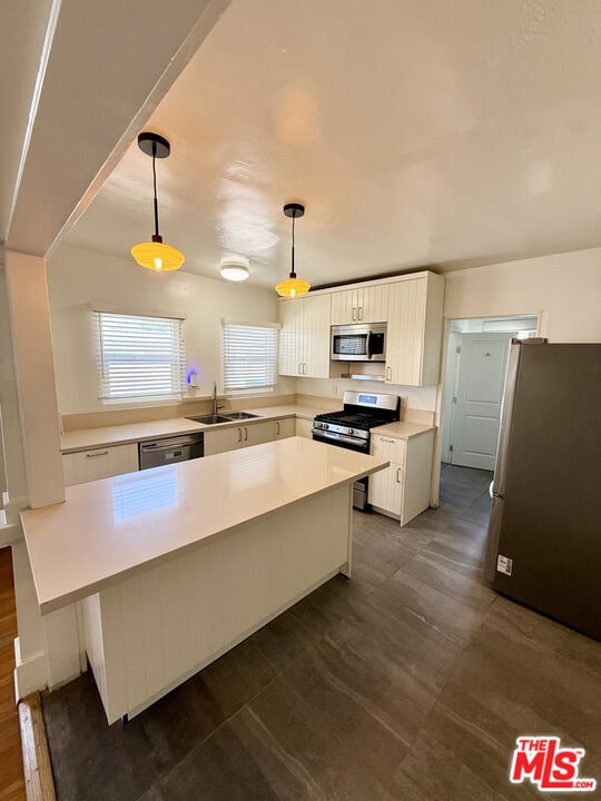 property at 1436 S Norton Ave