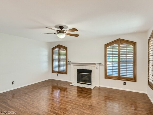 1044 Grammy Dr in Las Vegas, NV - Building Photo - Building Photo