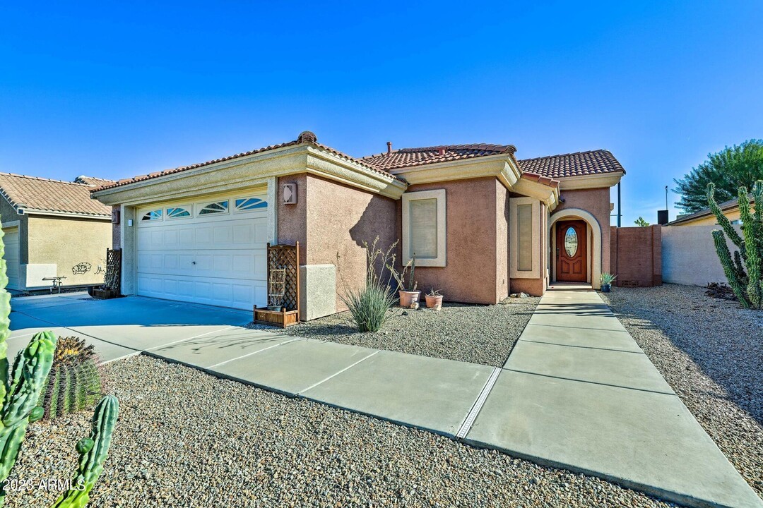 12887 S 175th Ave in Goodyear, AZ - Building Photo