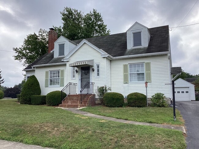property at 225 N Grant St