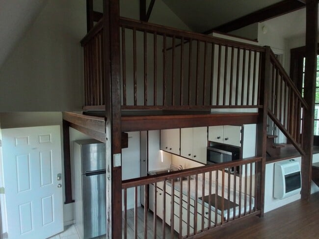 3308 E Oakleaf Dr, Unit 202