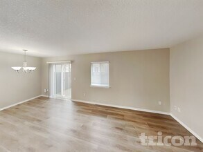 1811 NE 89th Cir in Vancouver, WA - Building Photo - Building Photo