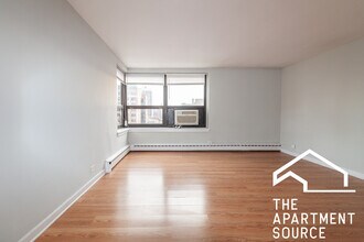 445 W Wellington Ave in Chicago, IL - Building Photo - Building Photo