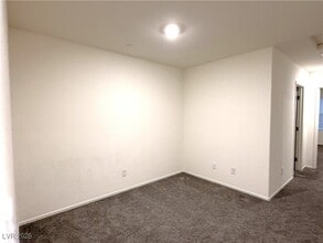 9446 Tranquil Pass Ave in Las Vegas, NV - Building Photo - Building Photo