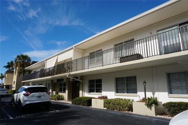 property at 3753 46th Ave S