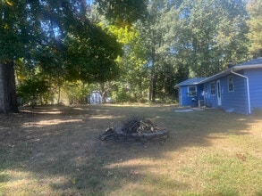 26553 May St in Edwardsburg, MI - Building Photo - Building Photo