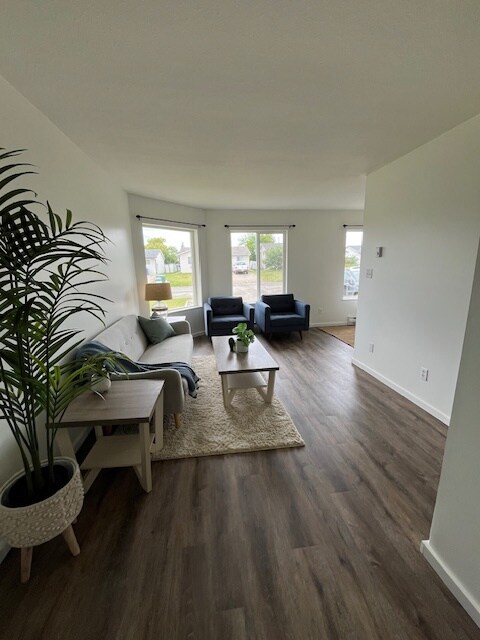 8915-881A 81a St in Fort St John, BC - Building Photo - Building Photo