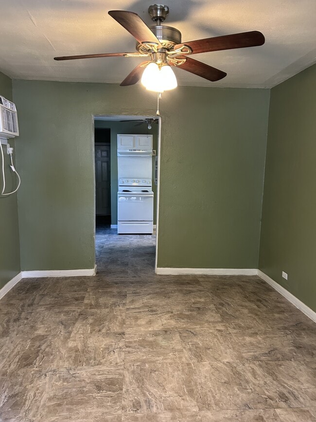 309 B N 6th St in Temple, TX - Building Photo - Building Photo