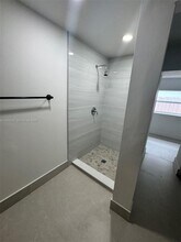 6534 SW 34th St in Miami, FL - Building Photo - Building Photo