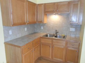 320 Center Ave, Unit 3A in Sheboygan, WI - Building Photo