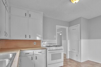 2205 39th St in Lubbock, TX - Building Photo - Building Photo