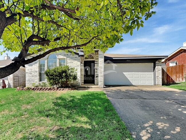 property at 5713 Stone Meadow Ln