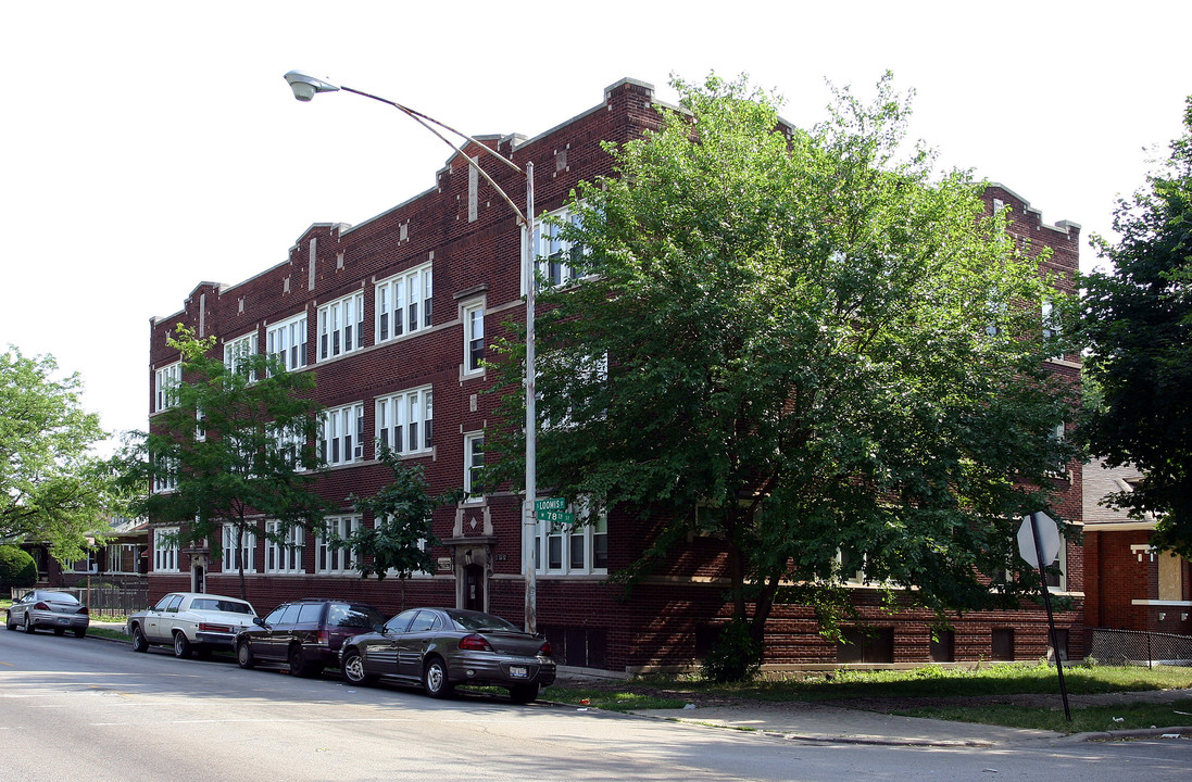 Auburn Gresham Apartments in Chicago, IL - Building Photo