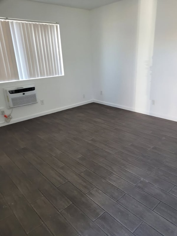 38257 12th St E in Palmdale, CA - Building Photo - Building Photo