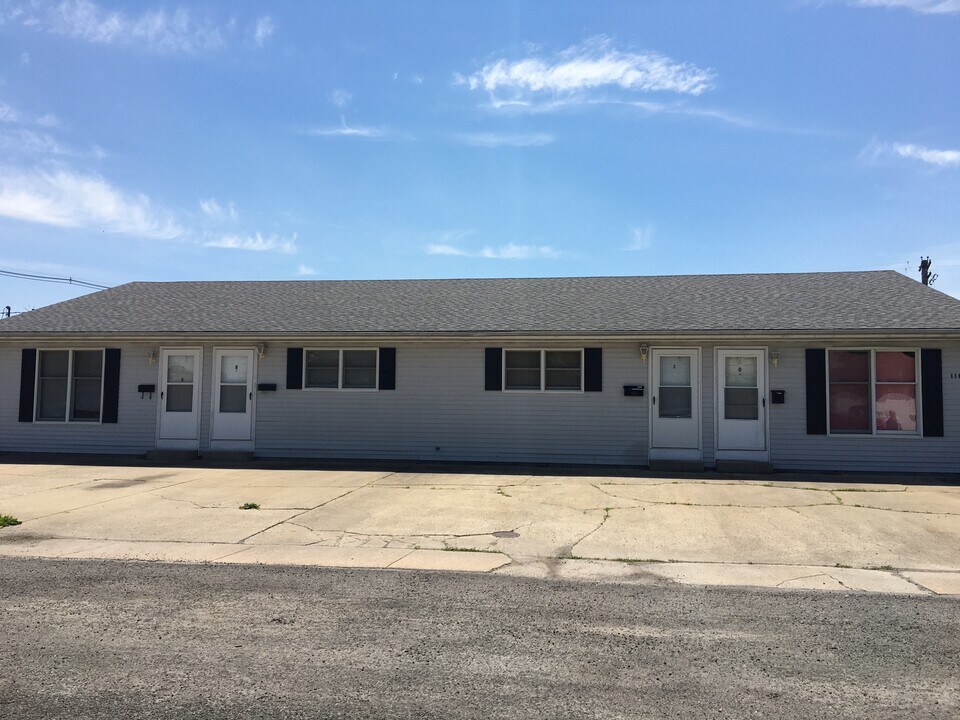 111 W Main St, Unit C in Bethalto, IL - Building Photo