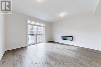 220 Tennant Cir in Vaughan, ON - Building Photo - Building Photo