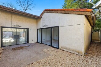 9611 Orchard Hill in Dallas, TX - Building Photo - Building Photo