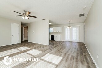 2504 NE 23rd Pl in Cape Coral, FL - Building Photo - Building Photo