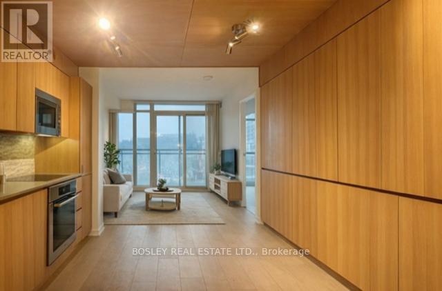 15 Iceboat Terr in Toronto, ON - Building Photo