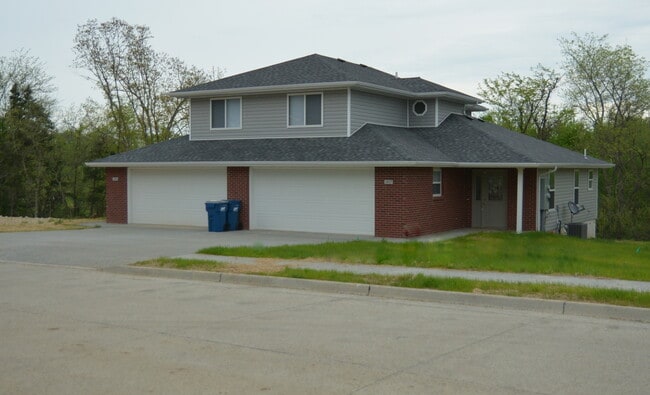 property at 1035-1037 Emily Lane