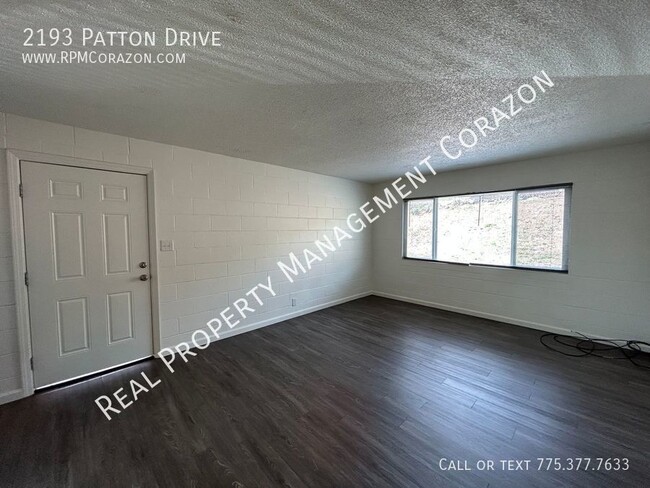 2193 Patton Dr in Reno, NV - Foto de edificio - Building Photo