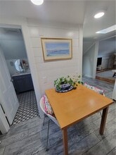 12 Tyler St in Newport, RI - Building Photo - Building Photo
