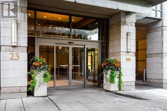 23 Glebe Rd W in Toronto, ON - Building Photo - Building Photo