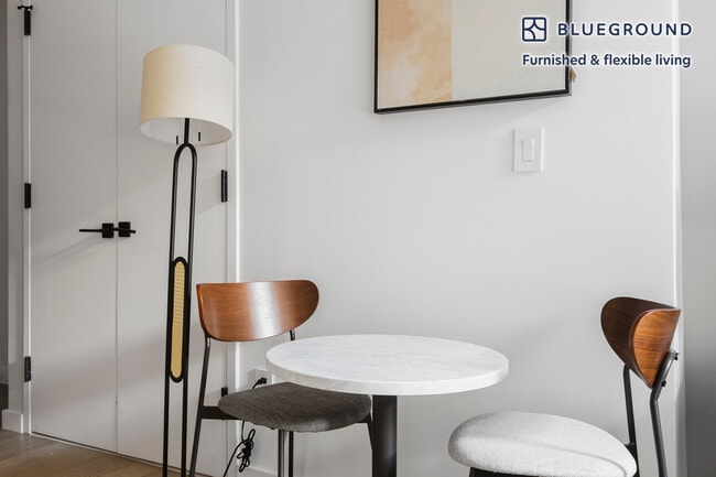 88 East End Ave in New York, NY - Building Photo - Building Photo