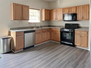 2224 Grovemont Dr in Duluth, GA - Building Photo - Building Photo