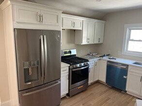 78 Dexter Ave in Watertown, MA - Building Photo - Building Photo