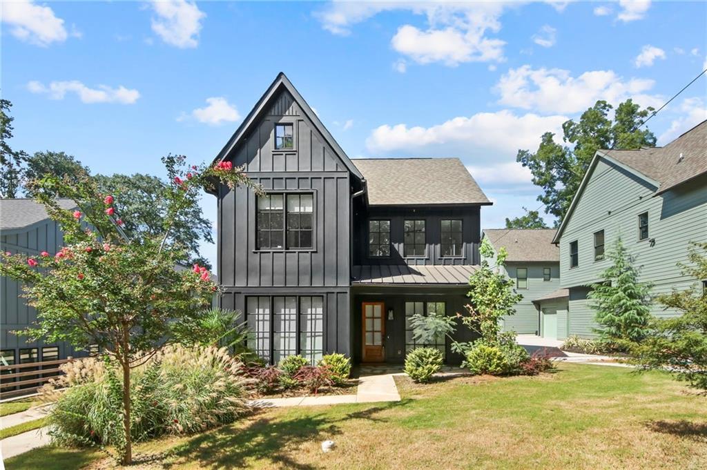 1241 Bridges Ave SW in Atlanta, GA - Building Photo