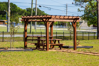 Alderman Park Apartments in Jacksonville, FL - Building Photo - Building Photo