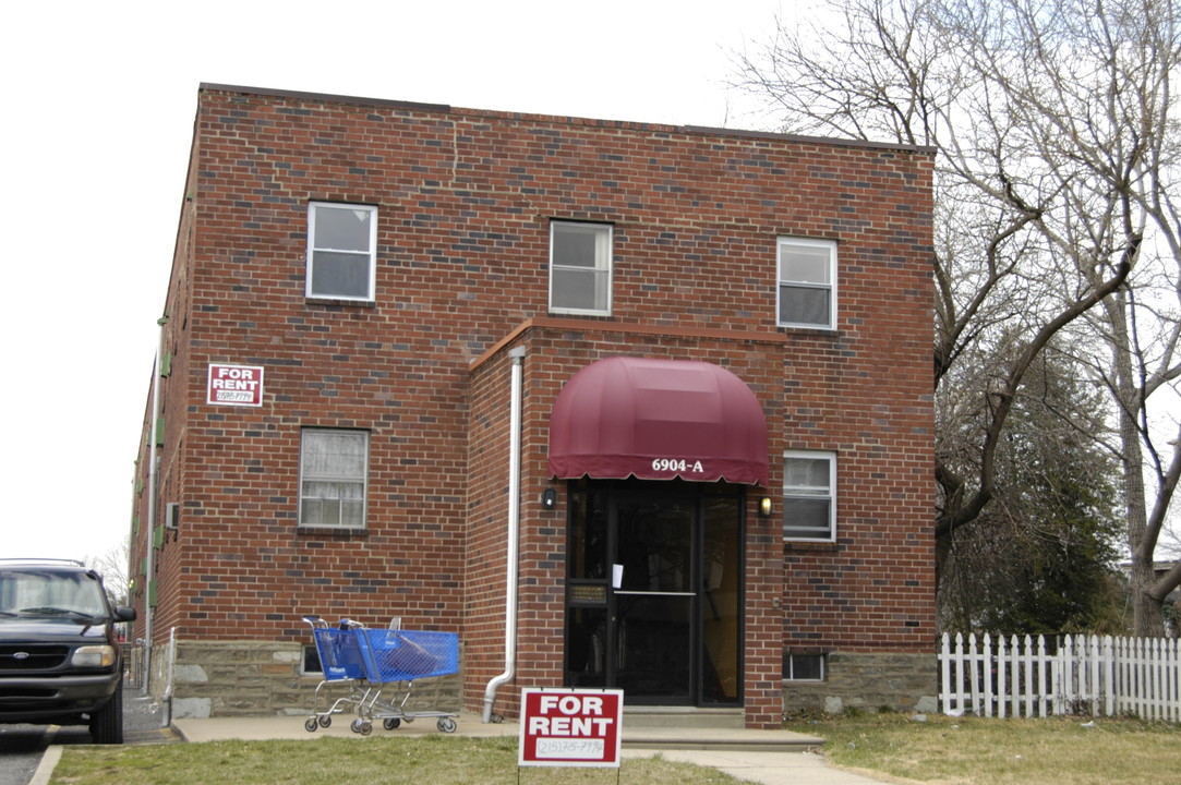 Rising Sun Apartments in Philadelphia, PA - Building Photo