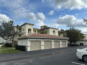 900 San Lino Cir in Venice, FL - Building Photo - Building Photo