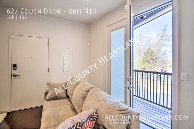 627 Couch Dr in Oklahoma City, OK - Building Photo - Building Photo