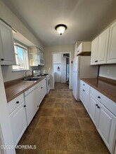 8 View Dr in Brick, NJ - Building Photo - Building Photo