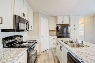 1800 Oak Grove Rd E in Burleson, TX - Building Photo - Building Photo