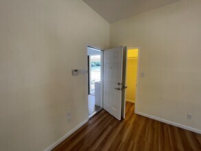 424 Fry St, Unit A in Denton, TX - Building Photo - Building Photo