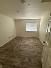 391 S Sanderson Way in Fort Bragg, CA - Foto de edificio - Building Photo