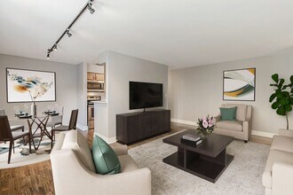 6401 N Sheridan Rd in Chicago, IL - Building Photo - Building Photo