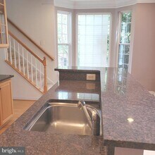 728 Market St E in Gaithersburg, MD - Building Photo - Building Photo