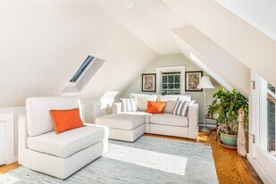 27 Blaney St in Swampscott, MA - Building Photo