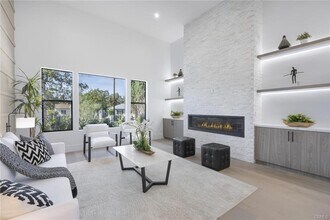 16706 Magnolia Blvd in Los Angeles, CA - Building Photo - Building Photo