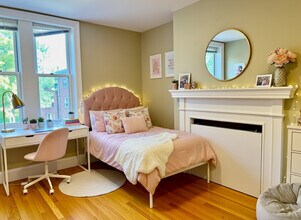 76 Egmont St in Brookline, MA - Building Photo - Building Photo